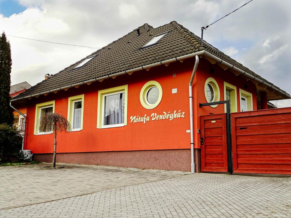 Notafa Vendeghaz Eger Otel Dış mekan fotoğraf